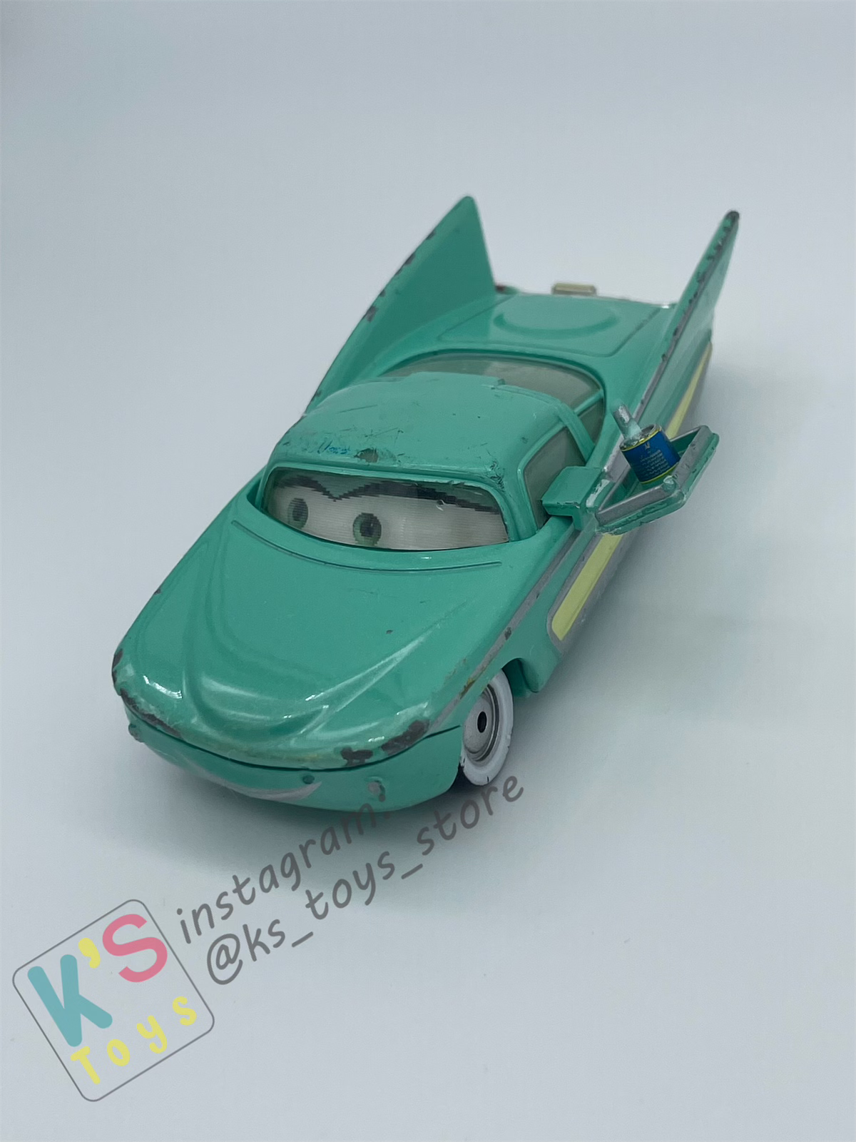 PRE-OWNED / LOOSE DISNEY PIXAR CARS - "FLO WITH TRAY (LENTICULAR)" CARS SERIES - PLAYED CONDITION