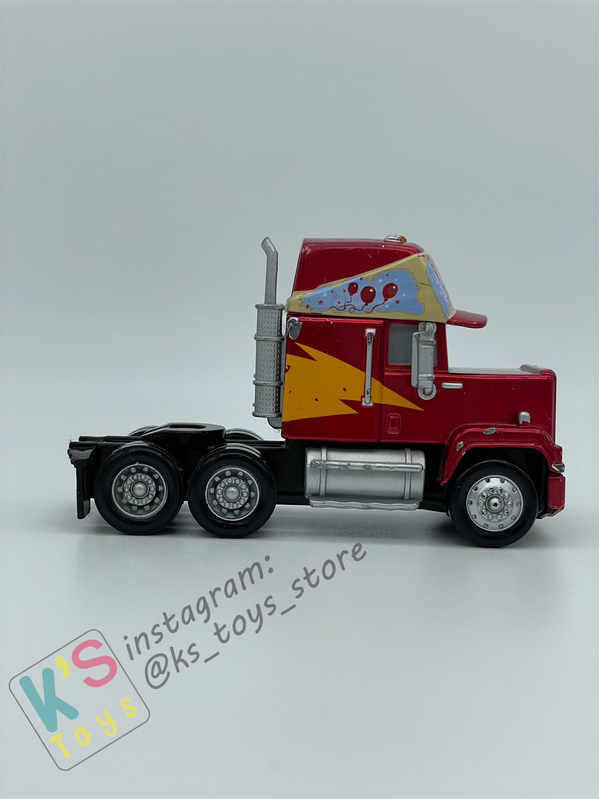 PRE-OWNED / LOOSE DISNEY PIXAR CARS - JOCKO FLOCKO MACK SEMI TRUCK CARS 3 - PLAYED CONDITION