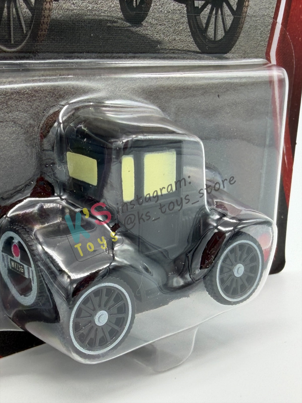 Disney Pixar Cars 1:55 by MATTEL,  "LIZZIE" - 2026 RE-RELEASED NEW CARD - BNIP
