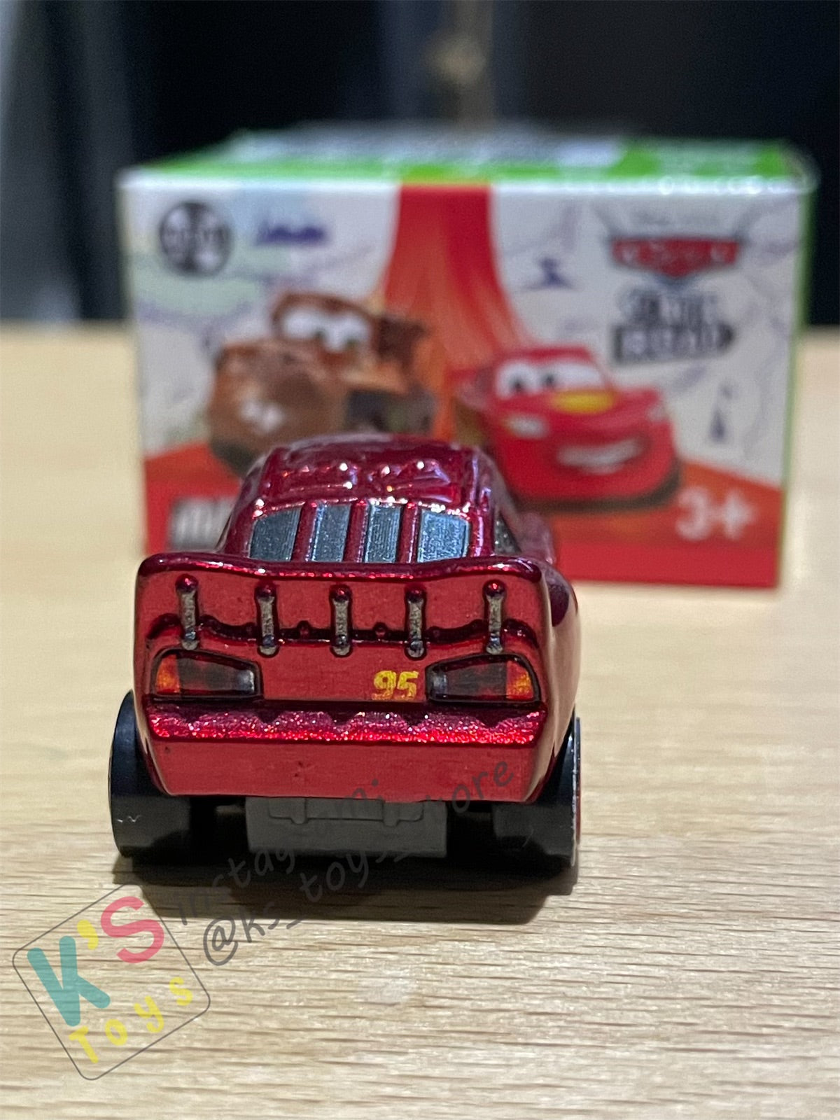 Mini Racers Pixar Disney Cars, 2022 Series 4 #39 METALLIC ROAD TRIP LIGHTNING MCQUEEN