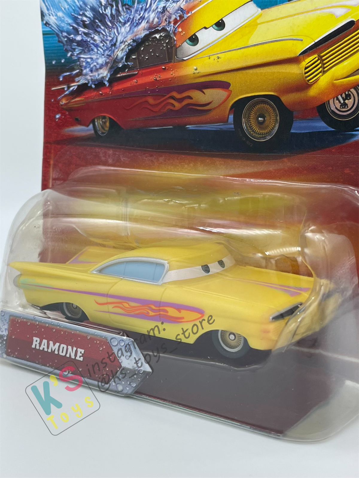 COLOR CHANGERS Disney Pixar Cars by MATTEL, RAMONE (RED/YELLOW) - 2 PAINT JOBS IN 1 - BNIP