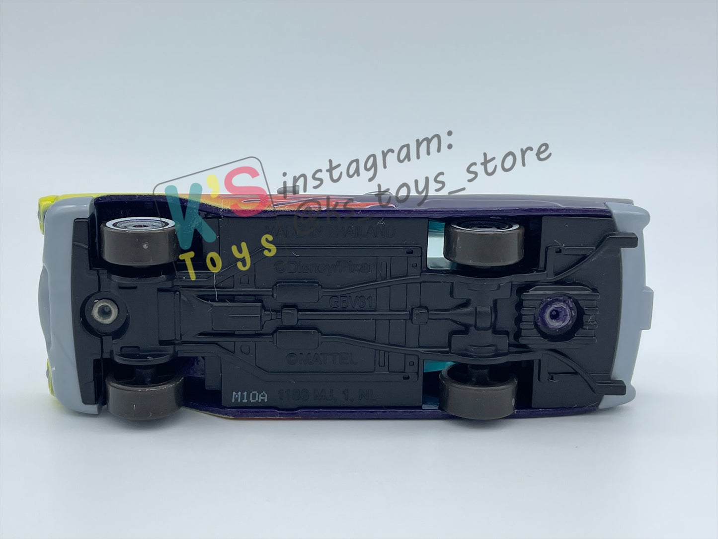 PRE-OWNED / LOOSE DISNEY PIXAR CARS BY MATTEL, "GRETA" - CARS SERIES - NEAR MINT CONDITION - READ DESCRIPTION!!!!!!!!!!!