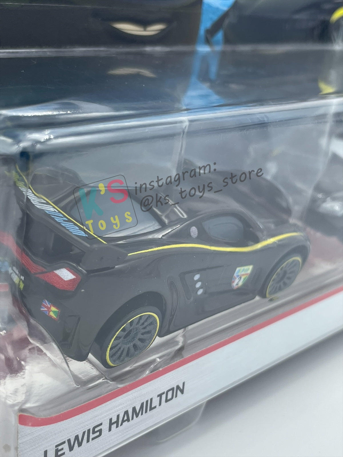 Disney Pixar Cars 1:55 2-Pack by Mattel, "LEWIS HAMILTON & BRUCE BOXMANN" - WGP CARS 2 - BNIP