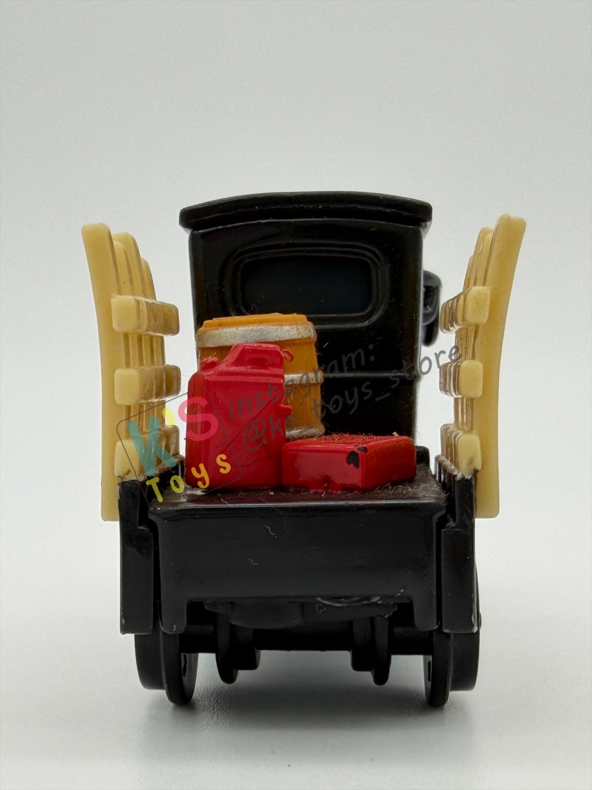 PRE-OWNED / LOOSE DISNEY PIXAR CARS 1:55 BY MATTEL - "GALLOPING GEARGRINDER" CARS 2 95 RETURNS SERIES - NEAR MINT CONDITION, MISSING PARTS!!!!!