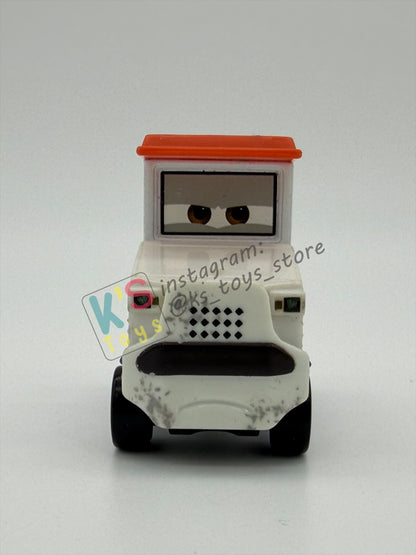 PRE-OWNED / LOOSE DISNEY PIXAR CARS - "M. FENDERICKSON" YE LEFT TURN IN SERIES - NEAR MINT CONDITION - READ DESCRIPTION!!!!!!