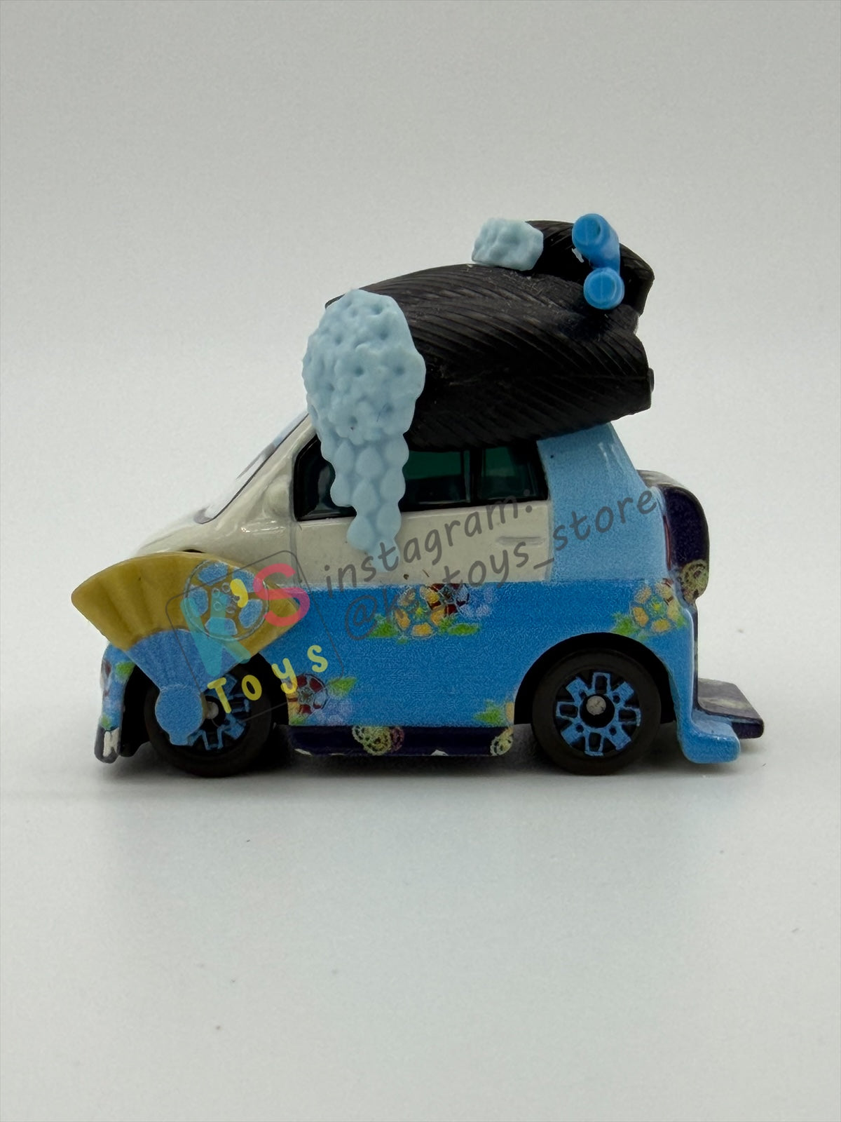 PRE-OWNED / LOOSE DISNEY PIXAR CARS - "SHIGEKO" TOKYO PARTY SERIES - NEAR MINT CONDITION - READ DESCRIPTION!!!!!!