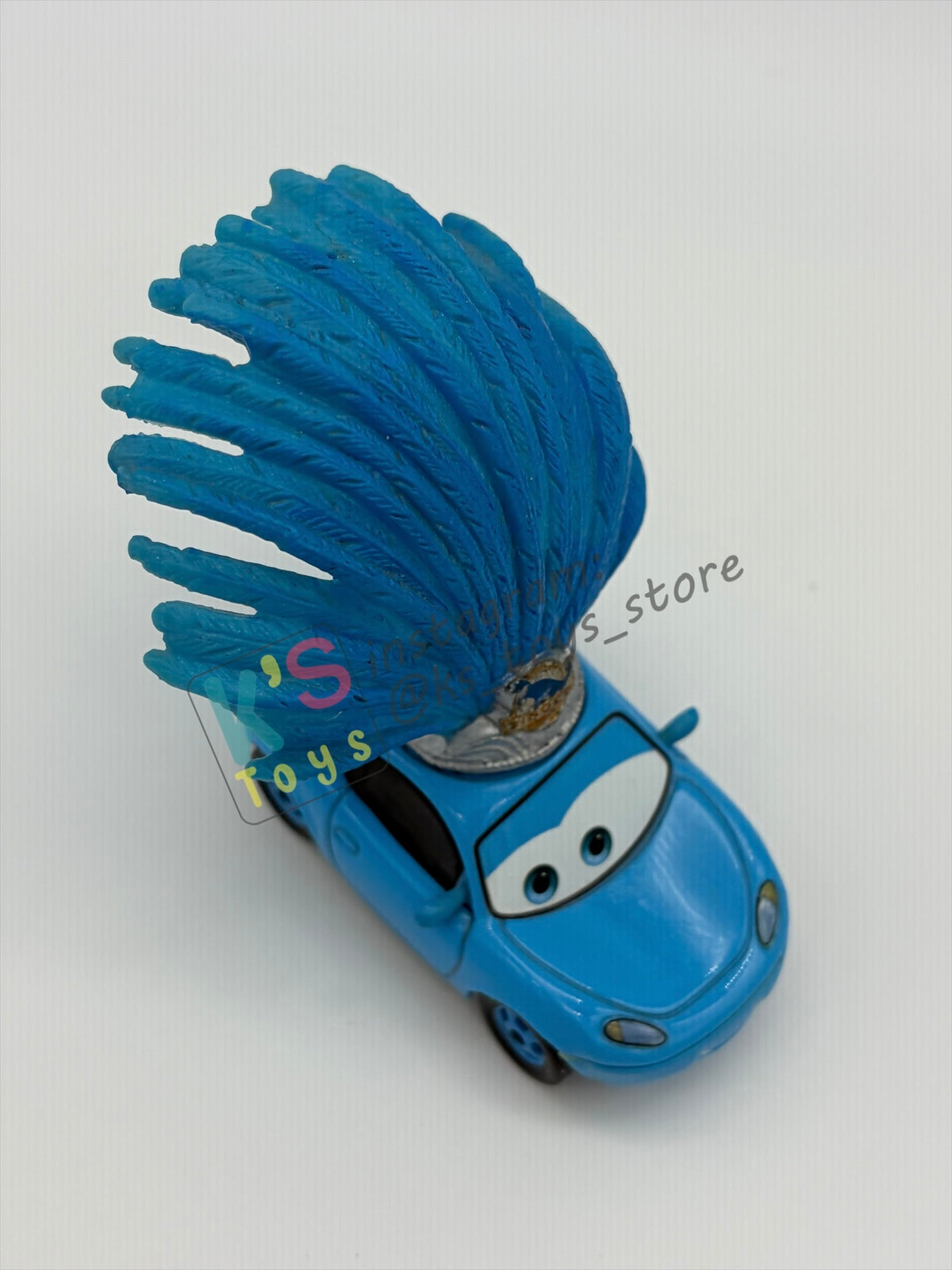 PRE-OWNED / LOOSE DISNEY PIXAR CARS - "DINOCO SHOW GIRL #2" FROM 3-PACK GIFT SET, CARS SERIES - NEAR MINT CONDITION - READ DESCRIPTION!!!!!!