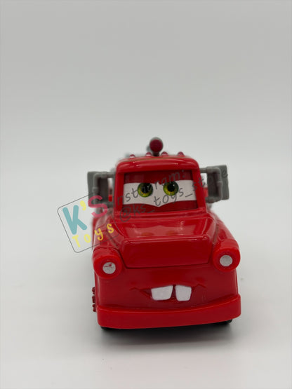 PRE-OWNED / LOOSE DISNEY PIXAR CARS - "RESCUE SQUAD MATER" - RESCUE SQUAD MATER SERIES - NEAR MINT CONDITION READ DESCRIPTION!!