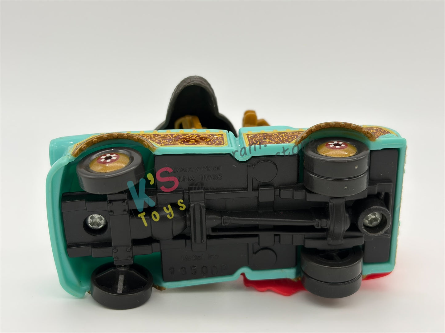 PRE-OWNED / LOOSE DISNEY PIXAR CARS 1:55 BY MATTEL - "EL MATERDOR PLASTIC" FROM PLAYSET - MINT CONDITION