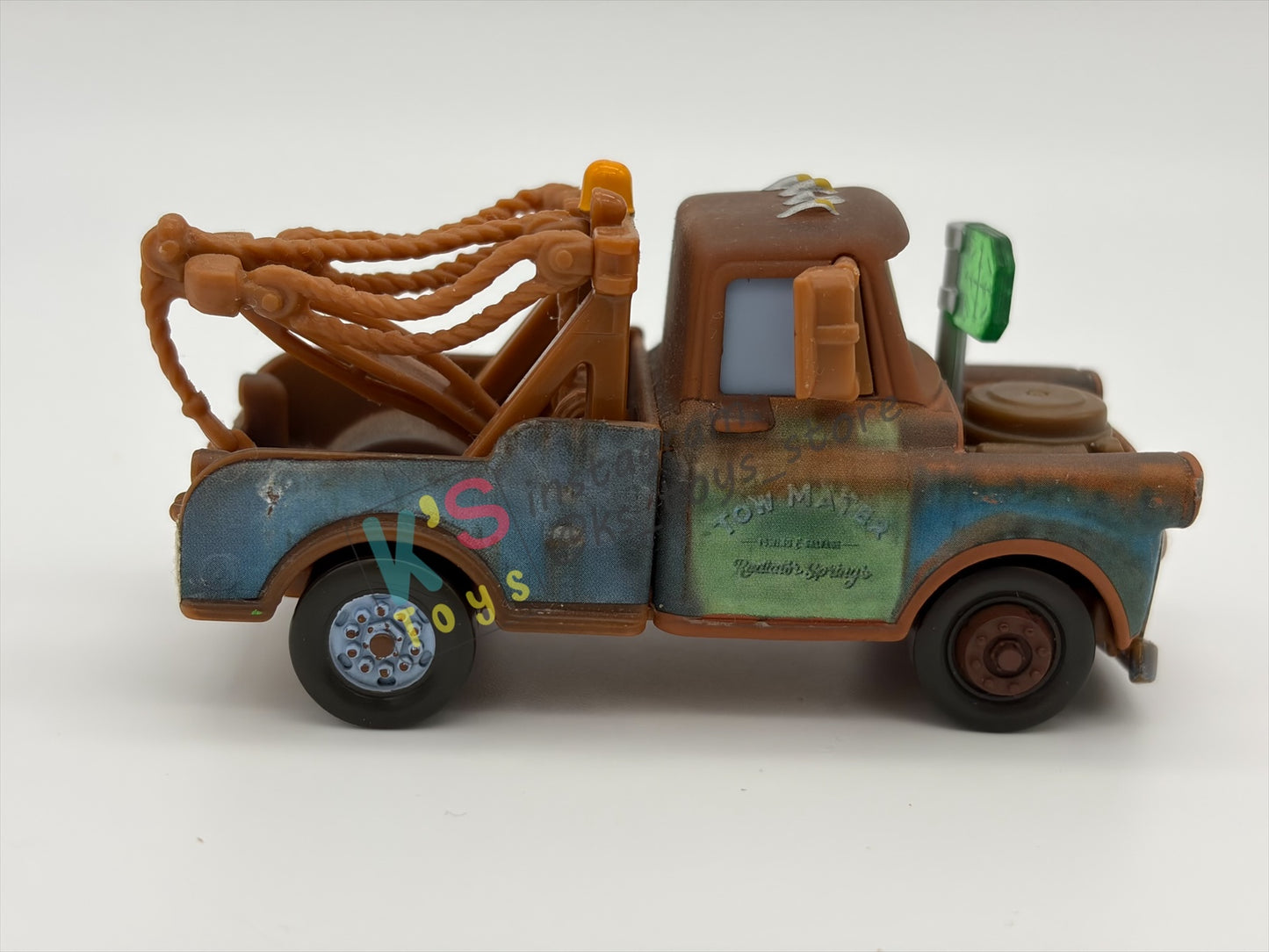PRE-OWNED / LOOSE DISNEY PIXAR CARS - "MATER WITH SPY GLASSES" - MATER'S SECRET MISSION SERIES - GOOD CONDITION