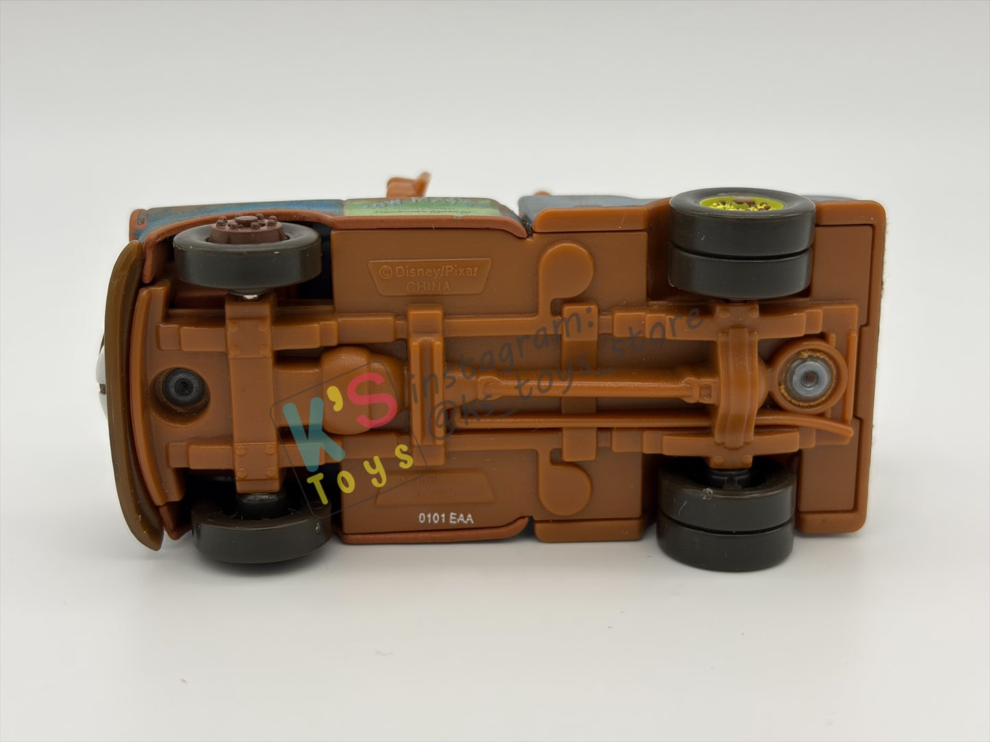 PRE-OWNED / LOOSE DISNEY PIXAR CARS - "MATER WITH SPY GLASSES" - MATER'S SECRET MISSION SERIES - GOOD CONDITION