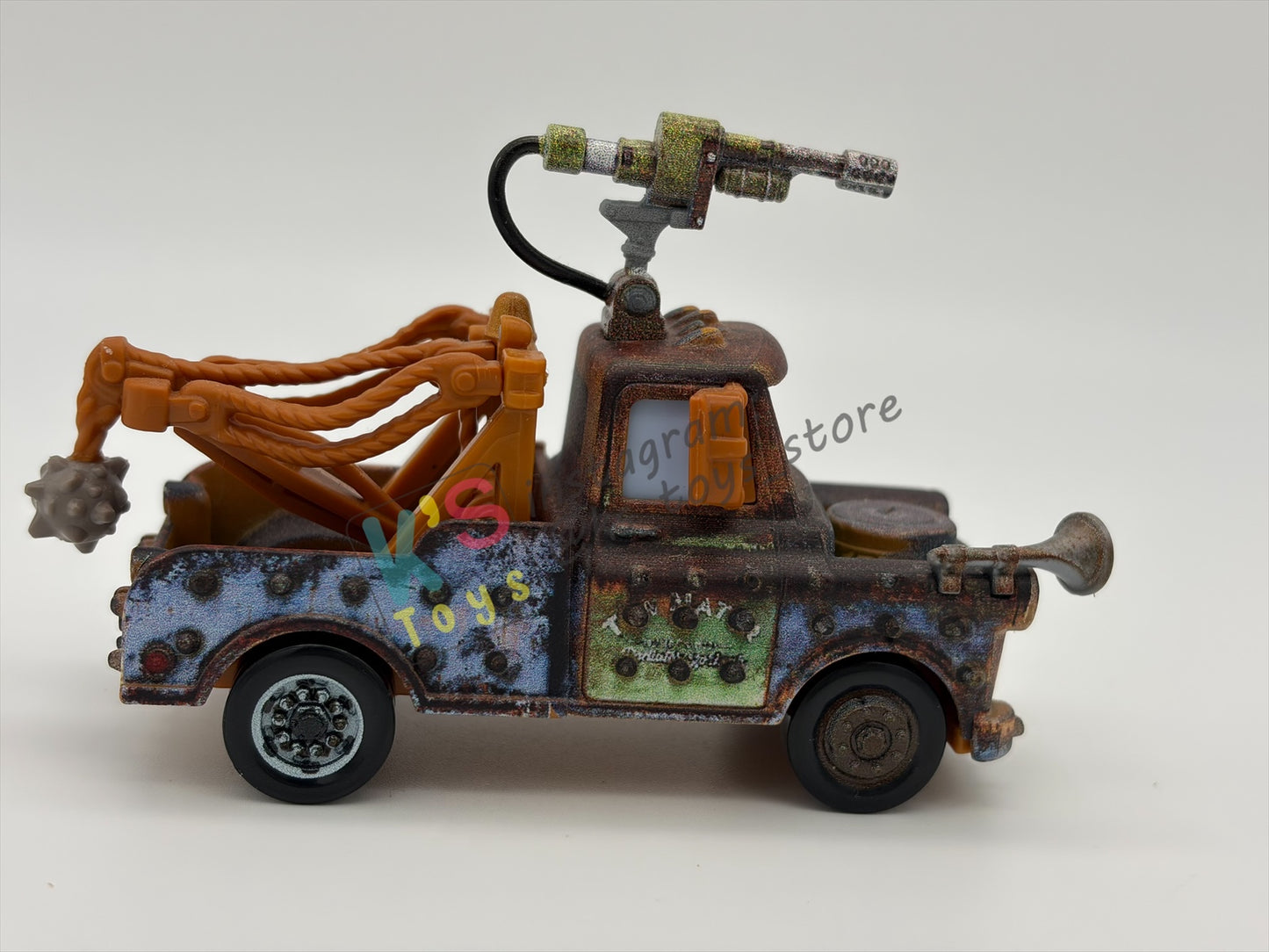 PRE-OWNED / LOOSE DISNEY PIXAR CARS 1:55 BY MATTEL - "ROAD RUMBLE MATER" - NEAR MINT CONDITION