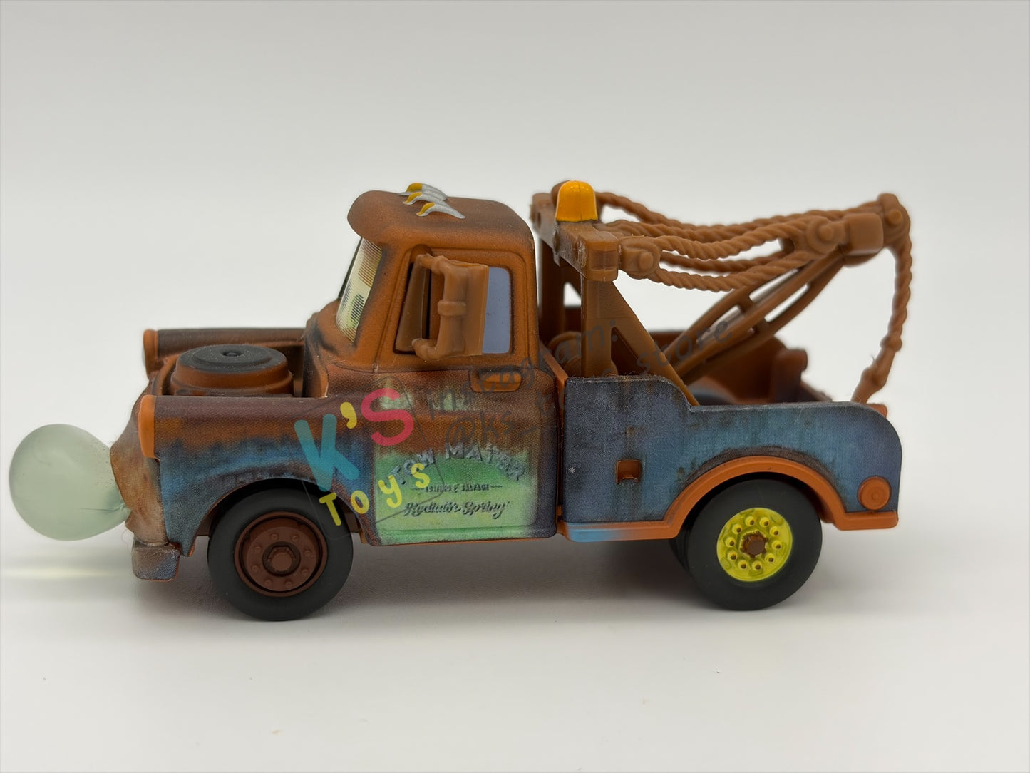 PRE-OWNED / LOOSE DISNEY PIXAR CARS 1:55 BY MATTEL - "BLOWING BUBBLE MATER (LENTICULAR)" - NEAR MINT CONDITION