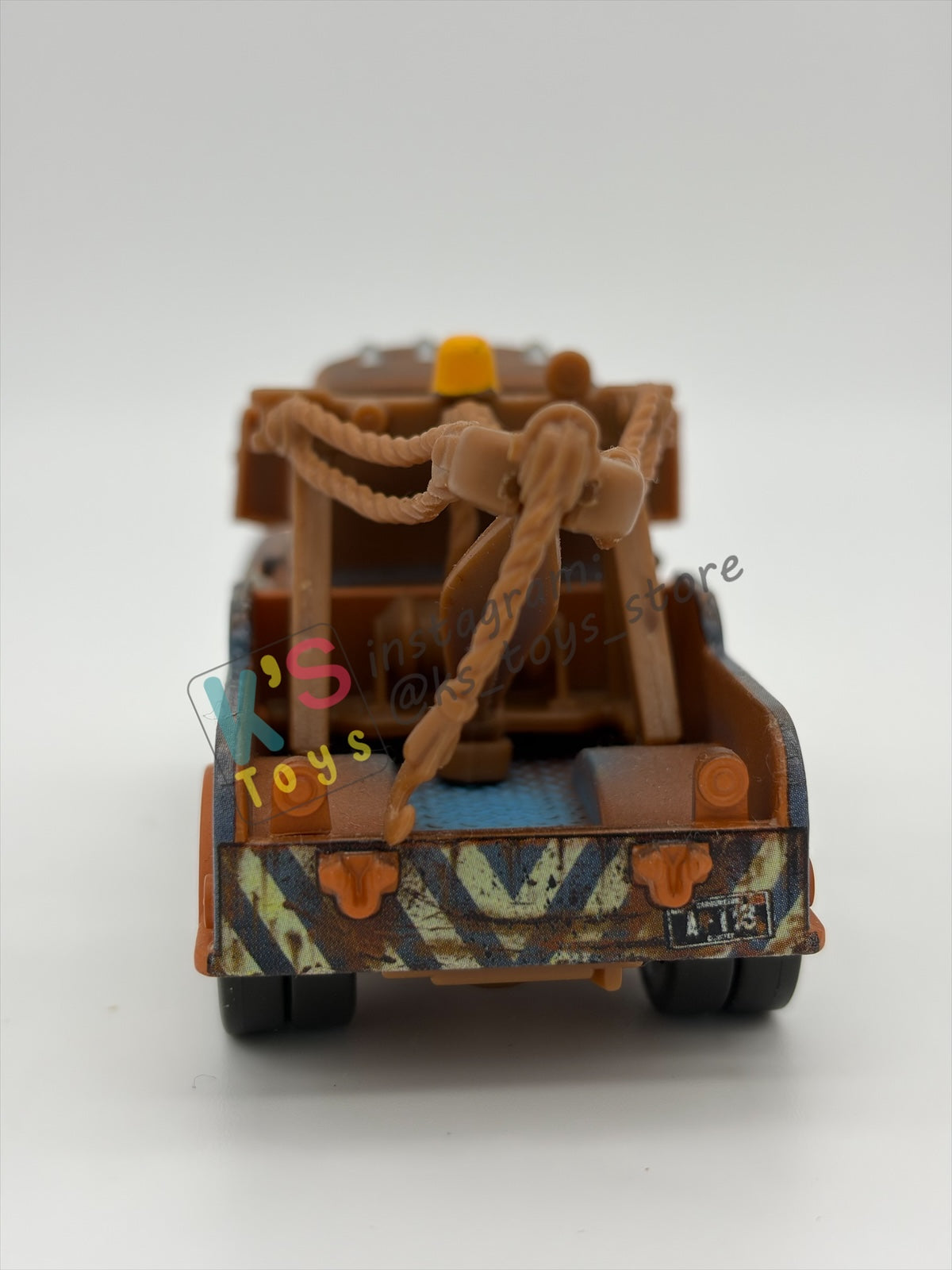PRE-OWNED / LOOSE DISNEY PIXAR CARS 1:55 BY MATTEL - "BLOWING BUBBLE MATER (LENTICULAR)" - NEAR MINT CONDITION