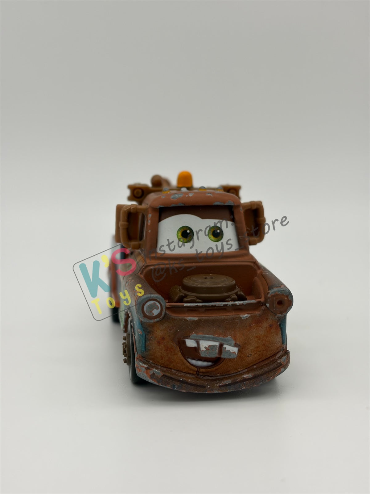 FREE ITEM!! PRE-OWNED / LOOSE DISNEY PIXAR CARS - "MATER" PLAYED CONDITION