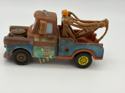 FREE ITEM!! PRE-OWNED / LOOSE DISNEY PIXAR CARS - "MATER" PLAYED CONDITION
