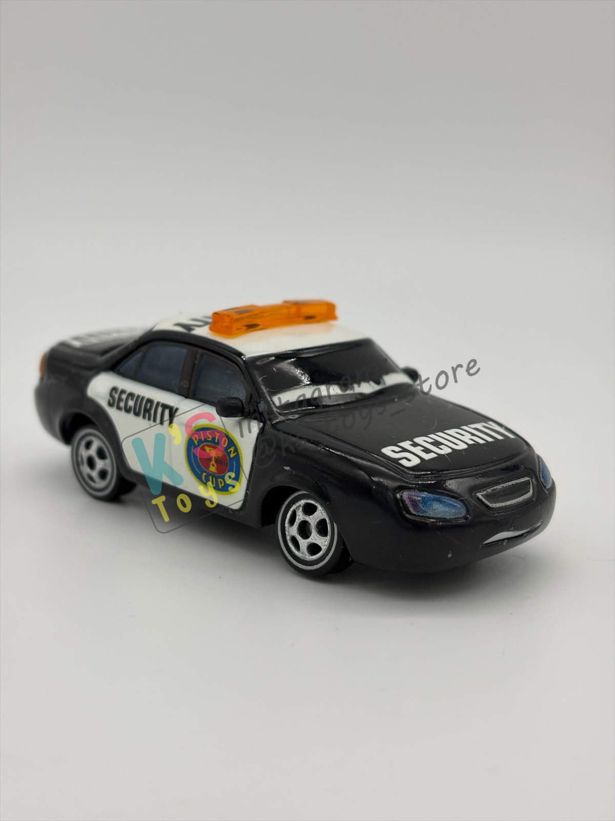 PRE-OWNED / LOOSE DISNEY PIXAR CARS BY MATTEL - "MARLON “CLUTCHES” MCKAY (UNIBODY VARIANT)" - CARS 3 SERIES - GOOD CONDITION - READ DESCRIPTION!!!!!!!!!!!