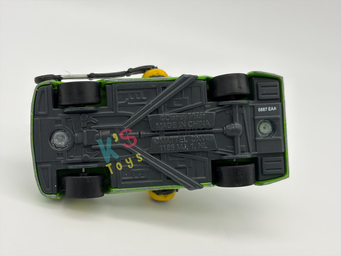 PRE-OWNED / LOOSE DISNEY PIXAR CARS BY MATTEL - "CHICK HICKS WITH HEADSET" - CARS 3 SERIES - PLAYED CONDITION - READ DESCRIPTION!!!!!!!!!!!