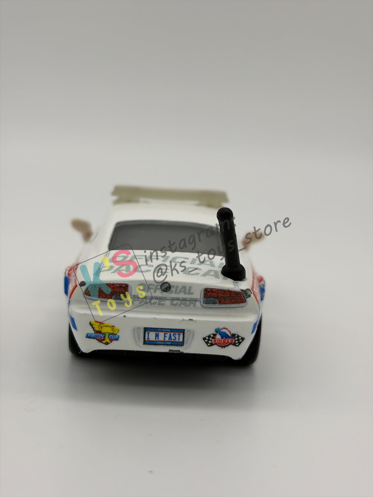 PRE-OWNED / LOOSE DISNEY PIXAR CARS BY MATTEL - "PAT TRAXSON" - CARS 3 SERIES - PLAYED CONDITION - READ DESCRIPTION!!!!!!!!!!!