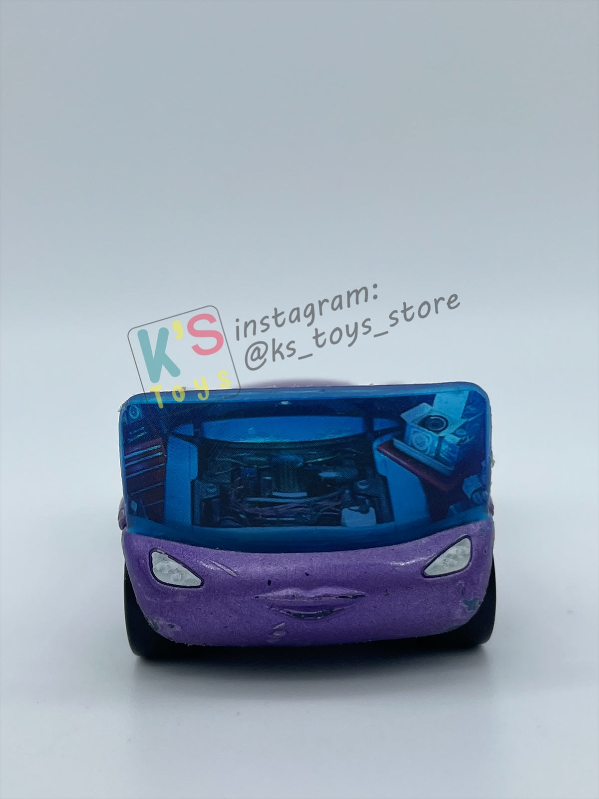 PRE-OWNED / LOOSE DISNEY PIXAR CARS 1:55 BY MATTEL - "HOLLEY SHIFTWELL WITH SCREEN" CARS 2 PALACE CHAOS SERIES - IN GOOD CONDITION