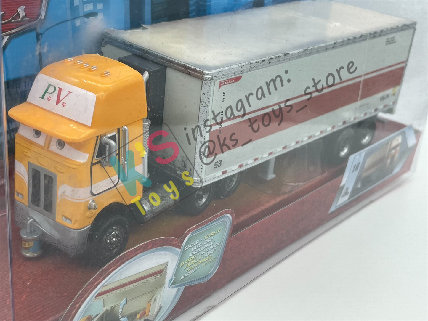 Hauler Disney Pixar Cars by Mattel, Paul Valdez #16 Hauler - BNIP