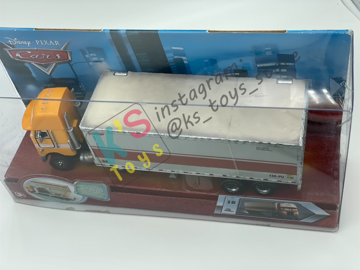 Hauler Disney Pixar Cars by Mattel, Paul Valdez #16 Hauler - BNIP