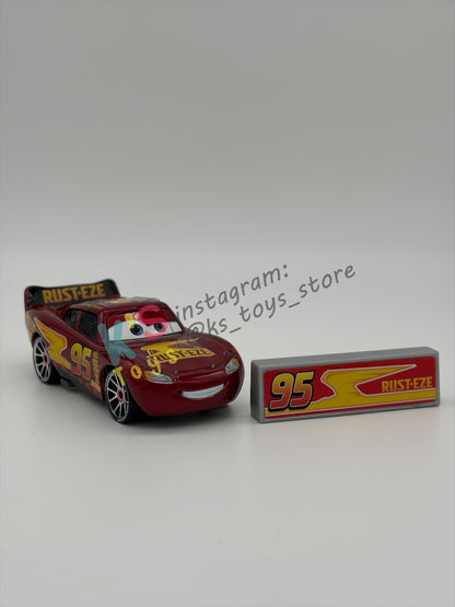 PRE-OWNED / LOOSE DISNEY PIXAR CARS 1:55 BY MATTEL - "NASCAR LIGHTNING MCQUEEN METALLIC" NASCAR SERIES - NEAR MINT CONDITION