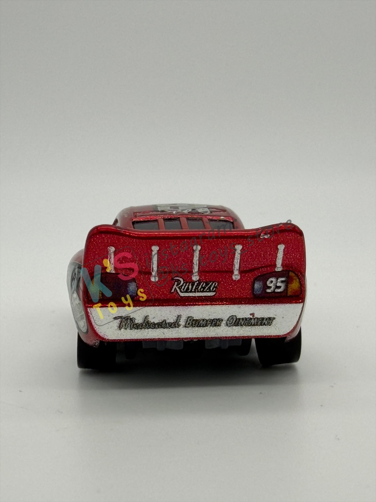 PRE-OWNED / LOOSE DISNEY PIXAR CARS 1:55 BY MATTEL - "RED RACING LIGHTNING MCQUEEN" RACING RED SERIES - NEAR MINT CONDITION