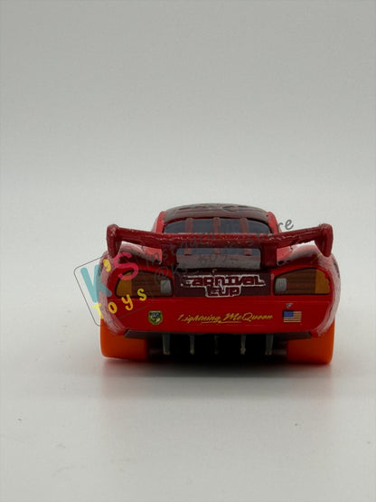 PRE-OWNED / LOOSE DISNEY PIXAR CARS 1:55 BY MATTEL - "CARNIVAL CUP LIGHTNING MCQUEEN ORANGE WHEELS" CARNIVAL CUP SERIES - GOOD CONDITION - READ DESCRIPTION!!!!!!!!!!