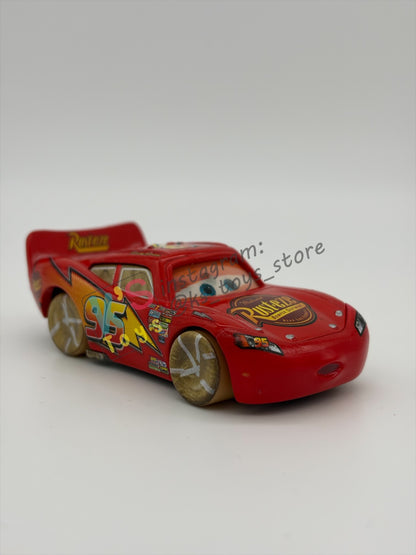 PRE-OWNED / LOOSE DISNEY PIXAR CARS 1:55 BY MATTEL - "PAINT MASK LIGHTNING MCQUEEN" LENTICULAR EYES SERIES - NEAR MINT CONDITION