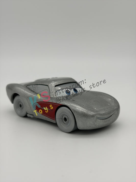 PRE-OWNED / LOOSE DISNEY PIXAR CARS 1:55 BY MATTEL - "DISNEY 100 YEAR  CRUISING LIGHTNING MQUEEN SILVER" DISNEY 100 YEAR ANNIVERSARY SERIES - NEAR MINT CONDITION