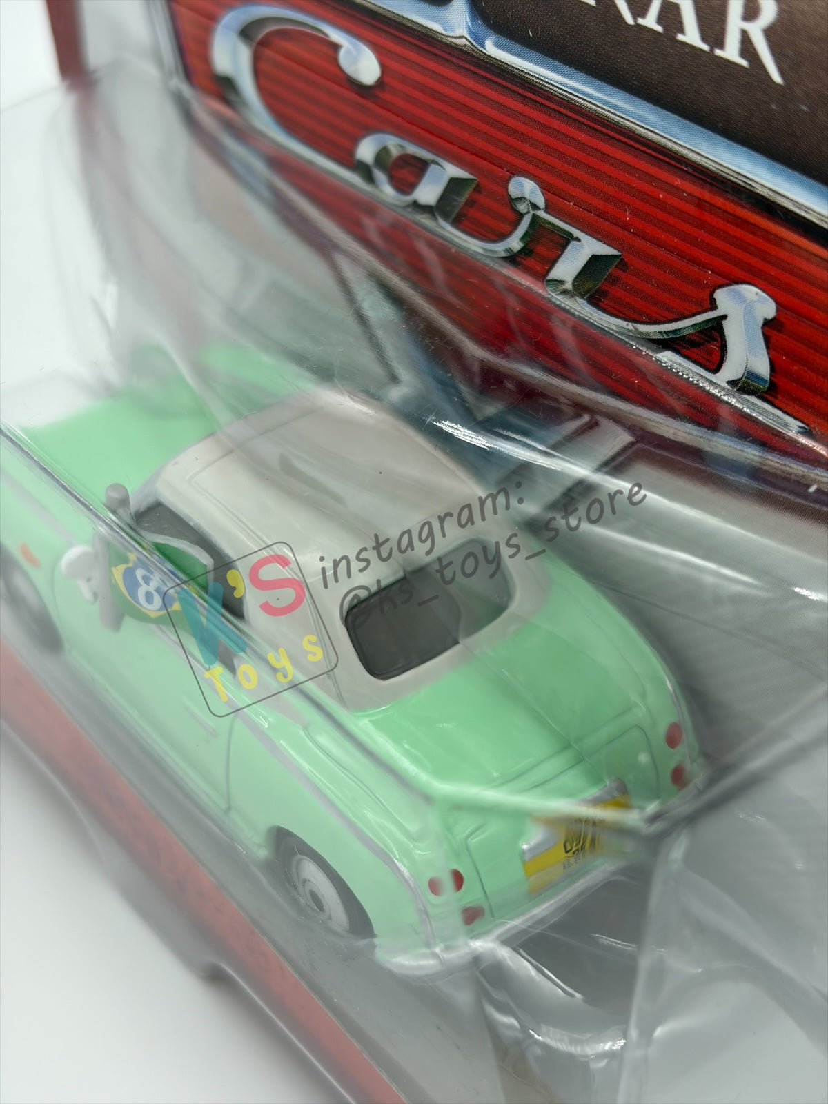 DISNEY PIXAR CARS BY MATTEL, DENISE BEAM (UNIBODY) - RACE FANS SERIES - BNIP