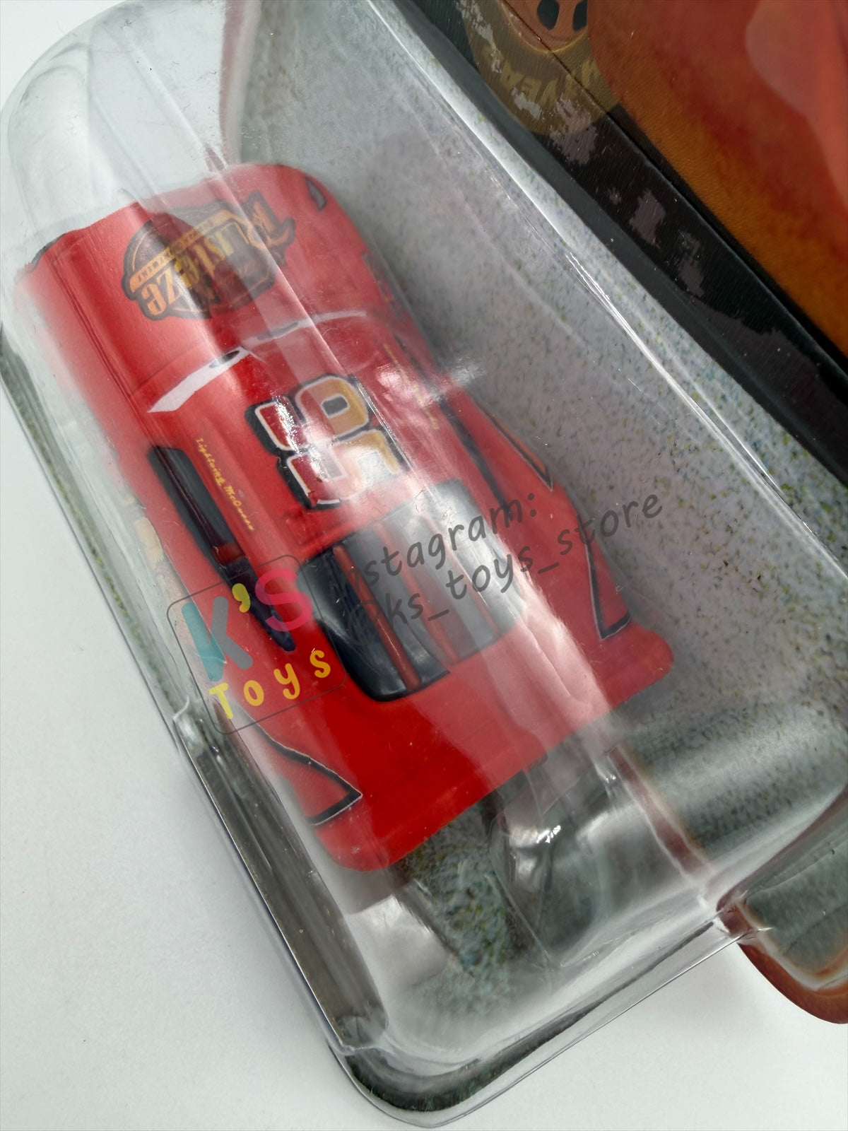 DISNEY PIXAR CARS "DIRT TRACK LIGHTNING MCQUEEN" SUPERCHARGED SERIES- BNIP