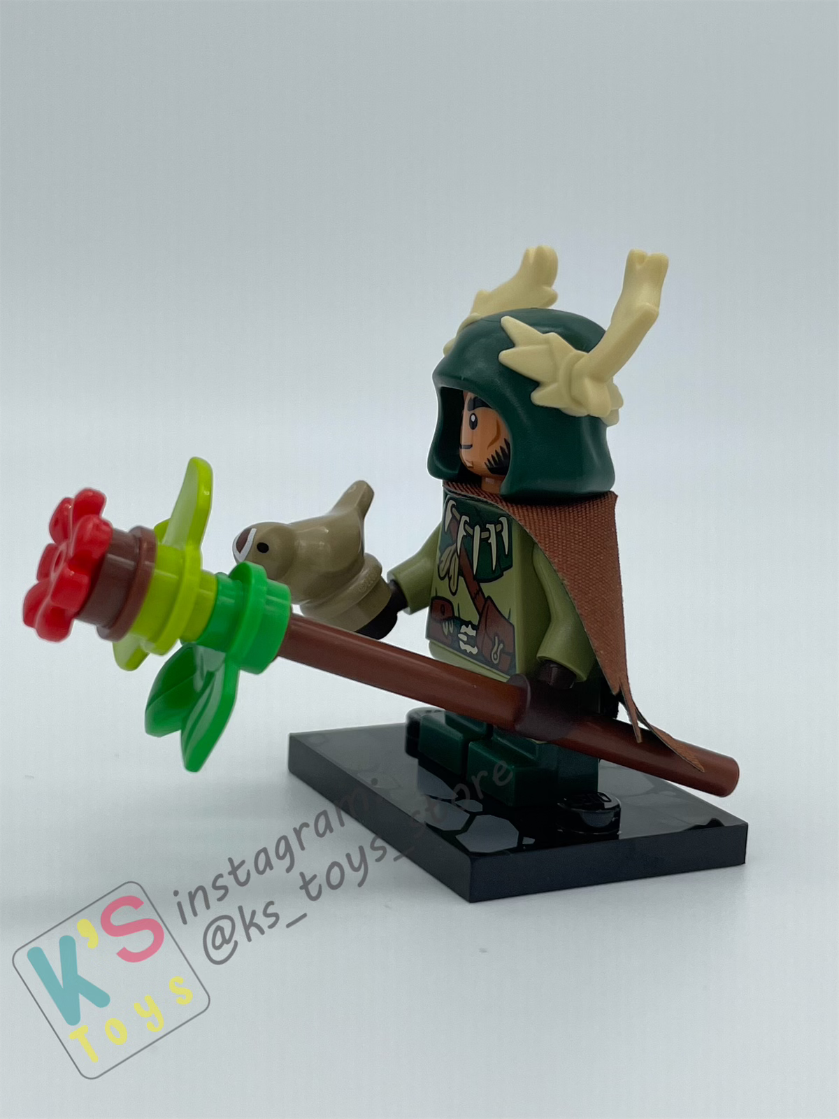 HALFLING DRUID - Lego Minifigures 71047 Dungeons and Dragons - 01 October 2024 Released in Australia