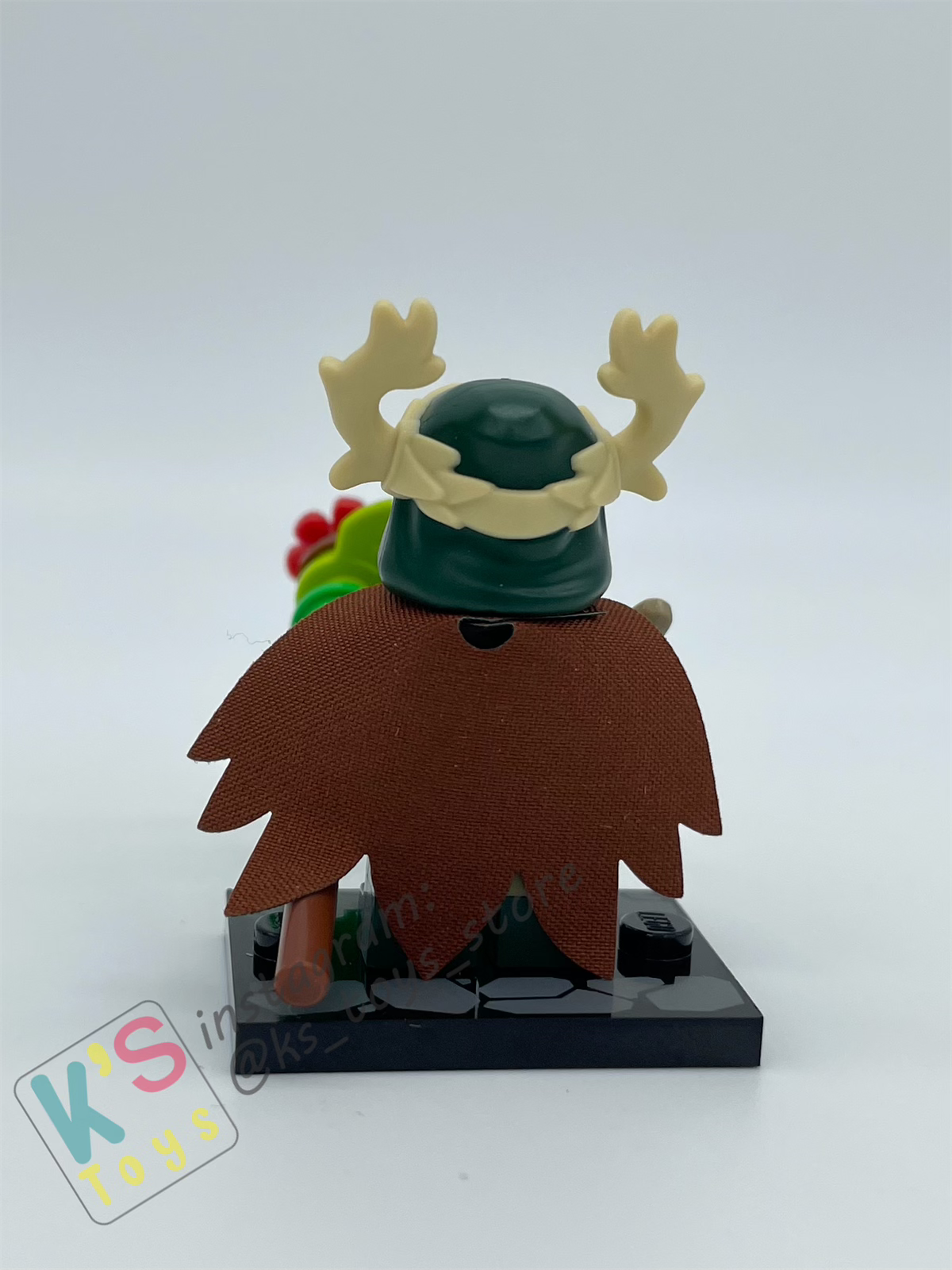 HALFLING DRUID - Lego Minifigures 71047 Dungeons and Dragons - 01 October 2024 Released in Australia