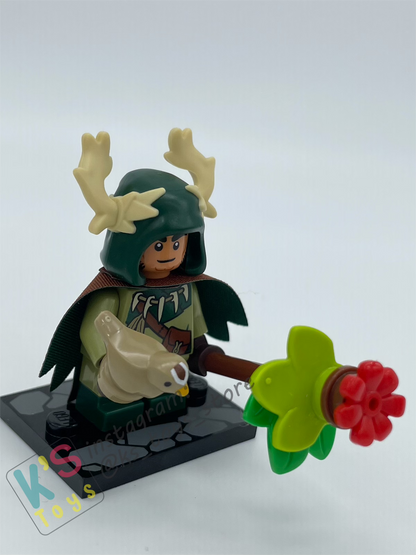 HALFLING DRUID - Lego Minifigures 71047 Dungeons and Dragons - 01 October 2024 Released in Australia