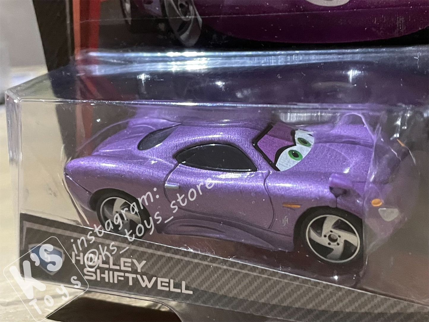 DISNEY PIXAR CARS "HOLLEY SHIFTWELL" CARS 2 - BNIP