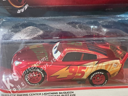 DISNEY PIXAR CARS "RUSTEZE RACING CENTER LIGHTNING MCQUEEN" - BNIP