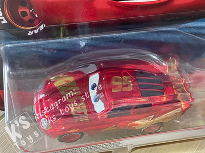 DISNEY PIXAR CARS "RUSTEZE RACING CENTER LIGHTNING MCQUEEN" - BNIP