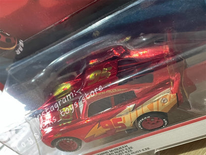 DISNEY PIXAR CARS "RUSTEZE RACING CENTER LIGHTNING MCQUEEN" - BNIP