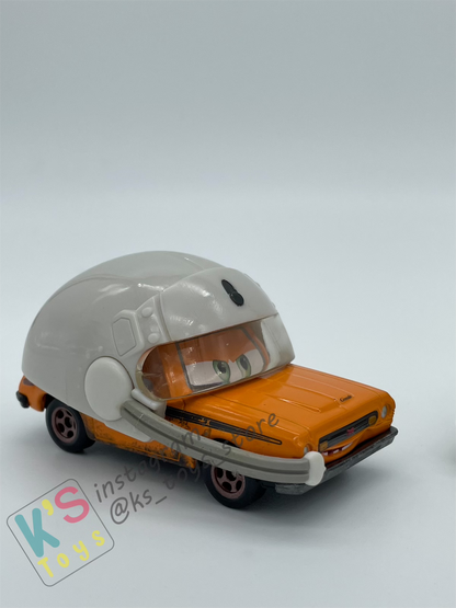 Disney Pixar Cars 1:55 by Mattel 2-Pack GREM WITH HELMET AND ACER WITH HELMET (VARIANT) - OIL RIG GETAWAY - BRAND NEW IN DAMAGED PACKAGING