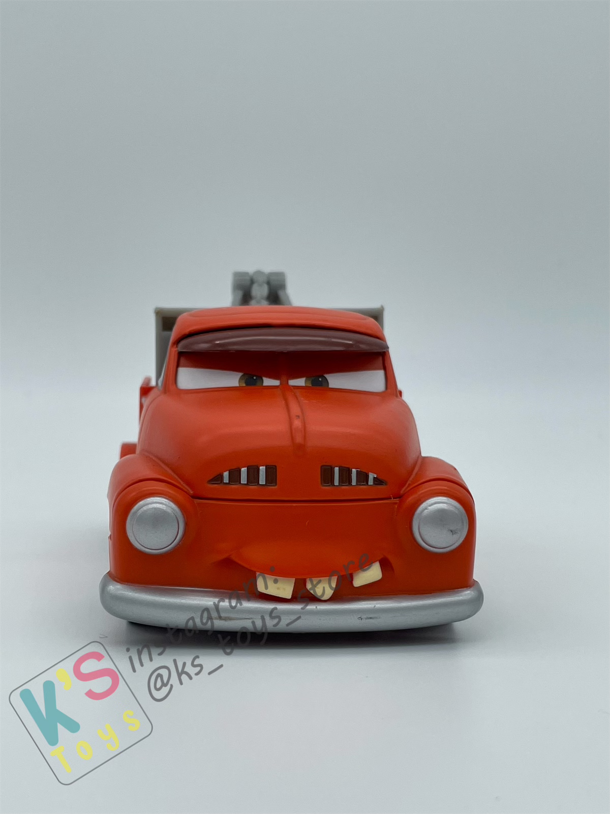 STORY TELLERS DISNEY PIXAR CARS - BUBBA AND BRAND NEW MATER 2PACK - DAMAGED PACKAGING (READ DESCRIPTION)