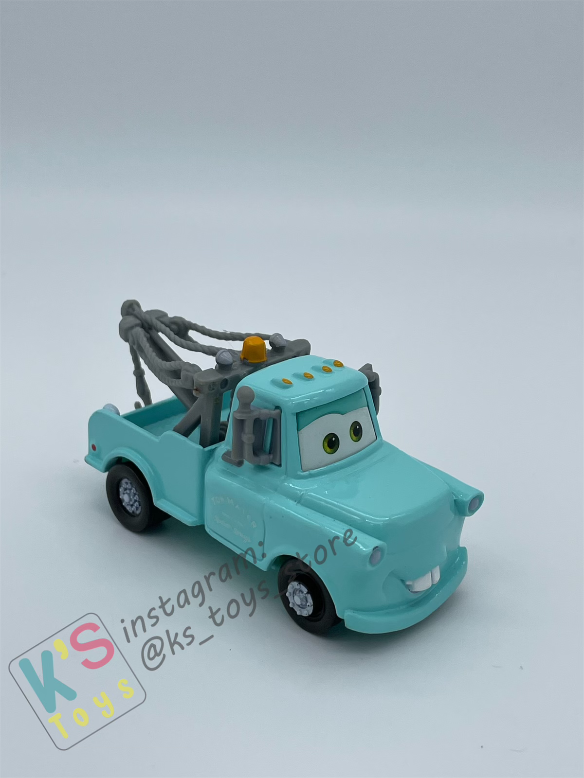 STORY TELLERS DISNEY PIXAR CARS - BUBBA AND BRAND NEW MATER 2PACK - DAMAGED PACKAGING (READ DESCRIPTION)