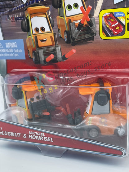 DISNEY PIXAR CARS BY MATTEL, "NAT MCLUGNUT AND MICHAEL HONKSEL" - AIRPORT ADVENTURE SERIES - BNIP
