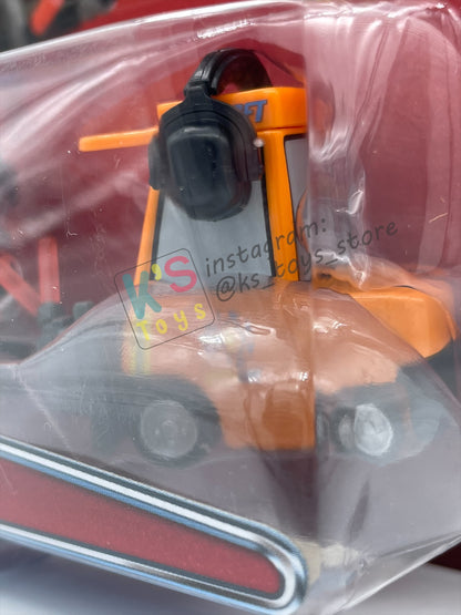 DISNEY PIXAR CARS BY MATTEL, "NAT MCLUGNUT AND MICHAEL HONKSEL" - AIRPORT ADVENTURE SERIES - BNIP