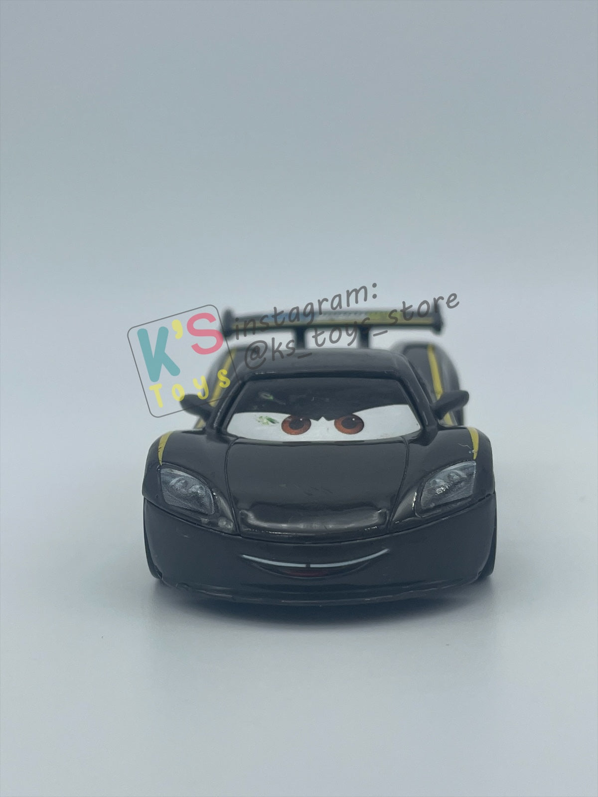 PRE-OWNED / LOOSE DISNEY PIXAR CARS BY MATTEL - "LEWIS HAMILTON" - CARS 2 SERIES - PLAYED WITH GOOD CONDITION - READ DESCRIPTION!!!!!!!!!!!