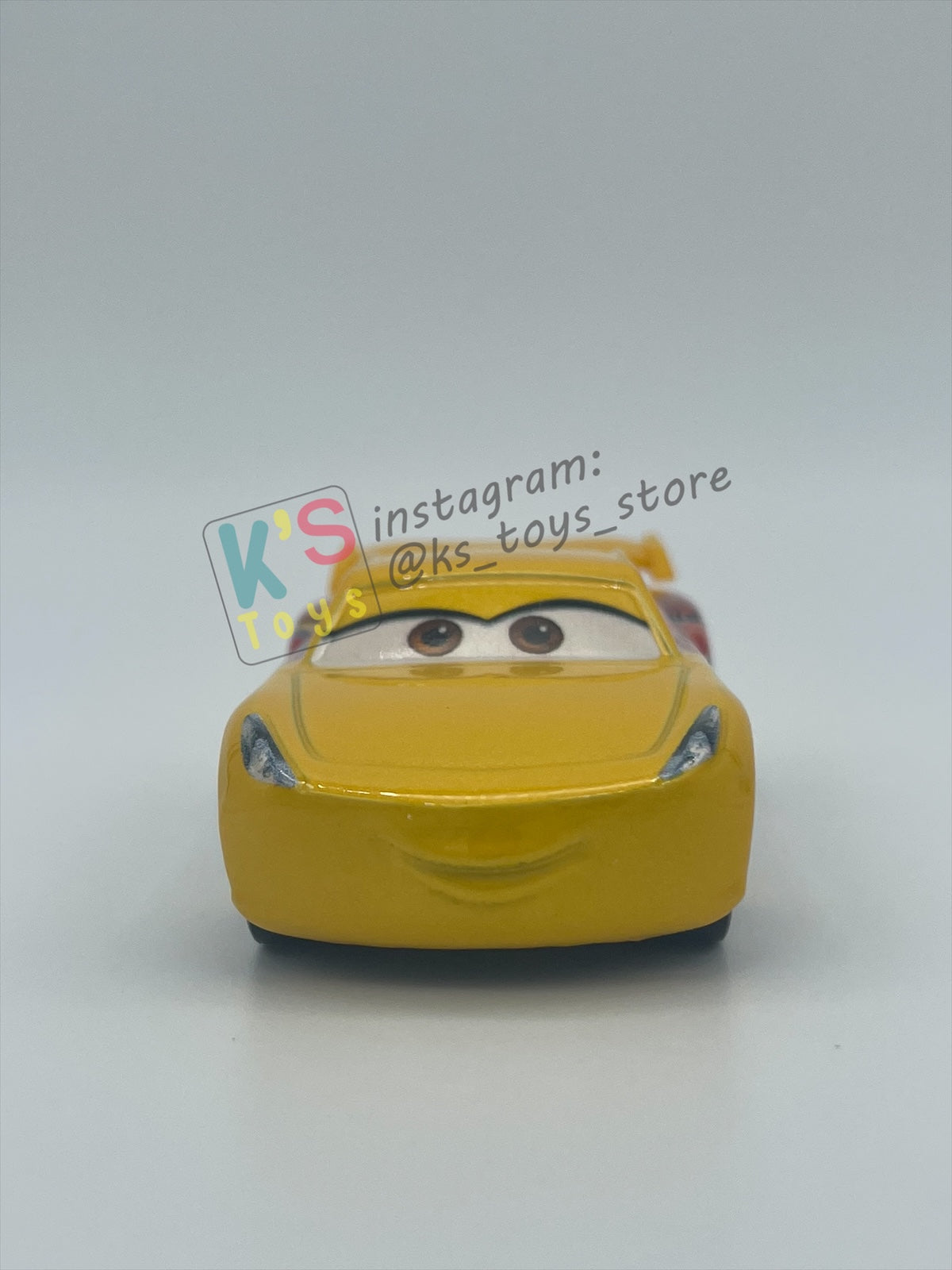 PRE-OWNED / LOOSE DISNEY PIXAR CARS BY MATTEL - "RUSTEZE CRUZ RAMIREZ" - CARS 3 SERIES - NEAR MINT CONDITION - READ DESCRIPTION!!!!!!!!!!!