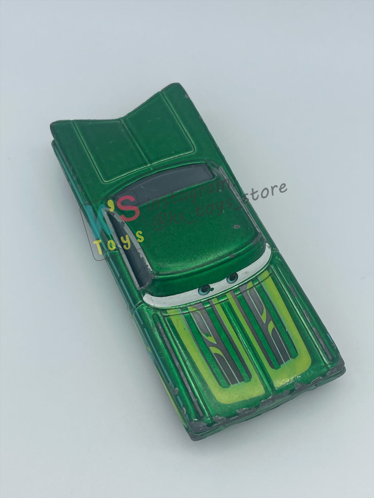 PRE-OWNED / LOOSE DISNEY PIXAR CARS BY MATTEL - "GREEN RAMONE" - PLAYED WITH CONDITION - READ DESCRIPTION!!!!!!!!!!!