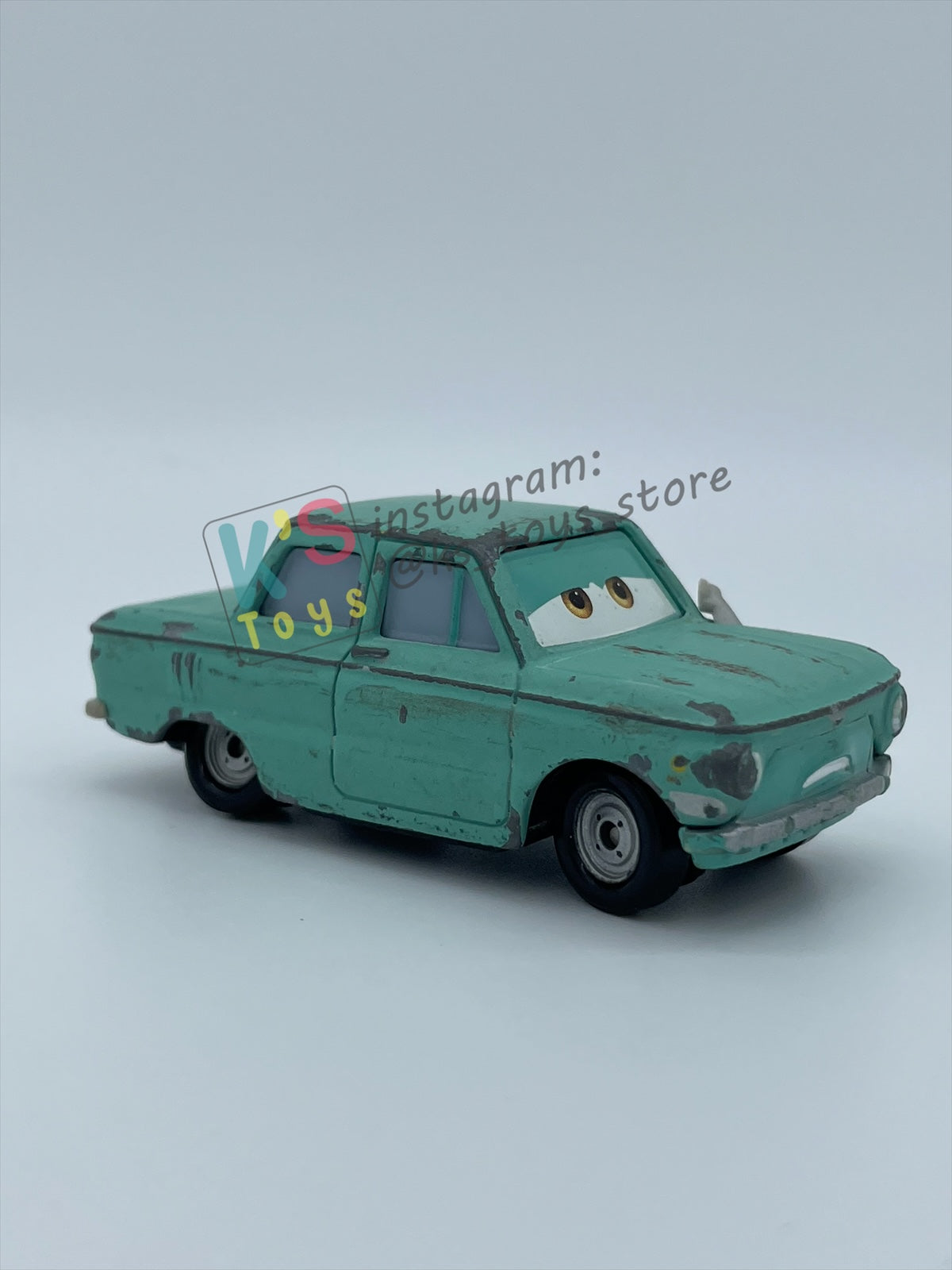 PRE-OWNED / LOOSE DISNEY PIXAR CARS BY MATTEL - "PETROV TRUNKOV" - CARS 2 SERIES - PLAYED WITH GOOD CONDITION - READ DESCRIPTION!!!!!!!!!!!