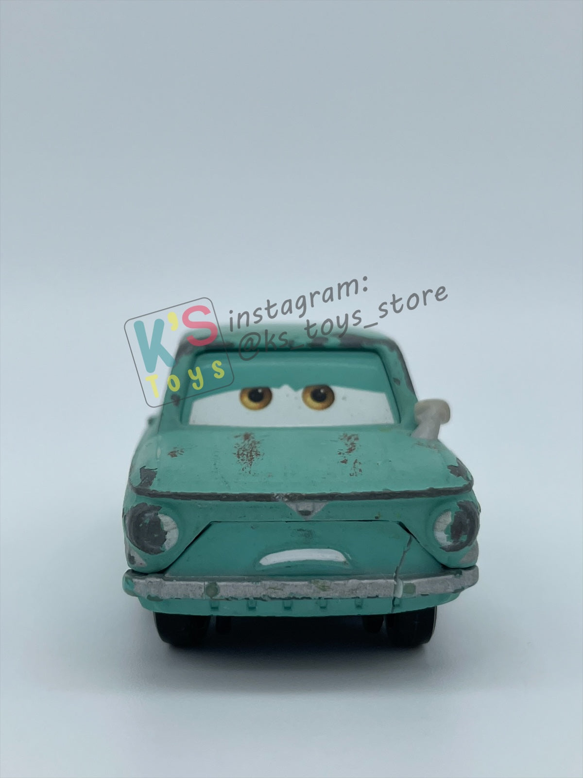 PRE-OWNED / LOOSE DISNEY PIXAR CARS BY MATTEL - "PETROV TRUNKOV" - CARS 2 SERIES - PLAYED WITH GOOD CONDITION - READ DESCRIPTION!!!!!!!!!!!